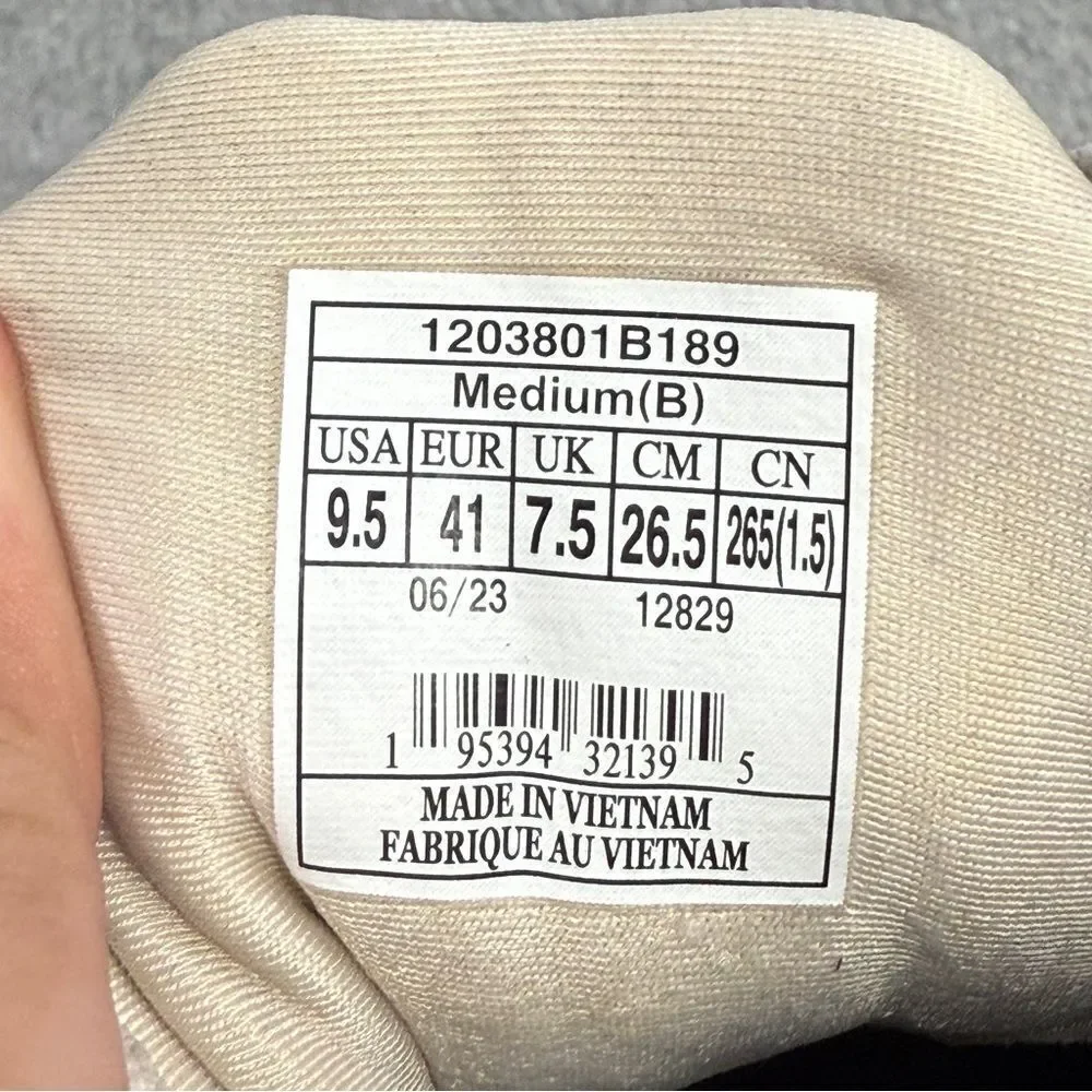 Brooks shoes womens